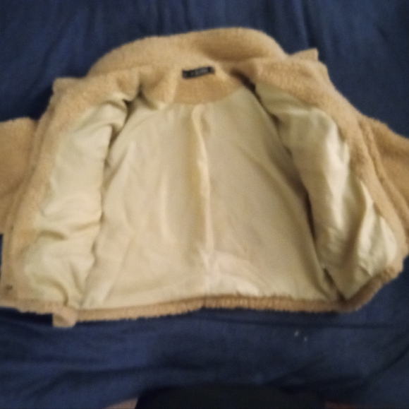 Teddy Cropped Fluffy Jacket- Nude - Picture 5 of 7